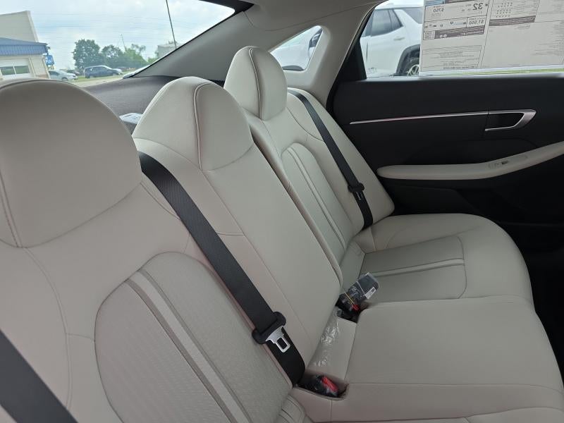 2026 Hyundai SONATA SE