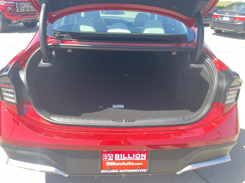 2025 Hyundai SONATA SE