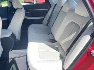 2025 Hyundai SONATA SE