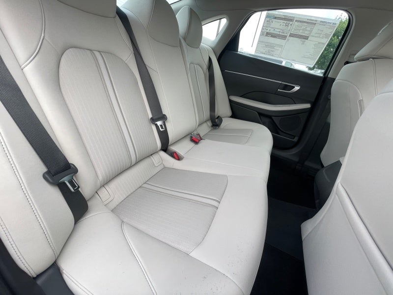 2025 Hyundai SONATA SE