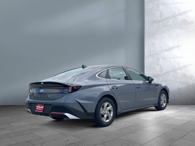 2025 Hyundai SONATA SE