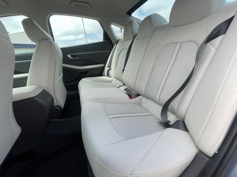 2025 Hyundai SONATA SE