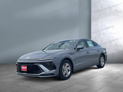 2025 Hyundai SONATA SE
