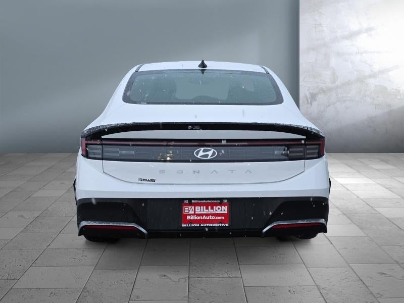 2026 Hyundai SONATA SE