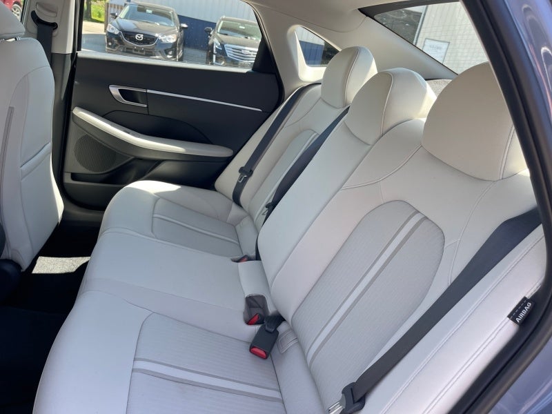 2025 Hyundai SONATA SE