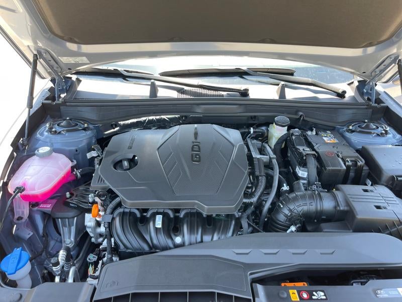 2025 Hyundai SONATA SE