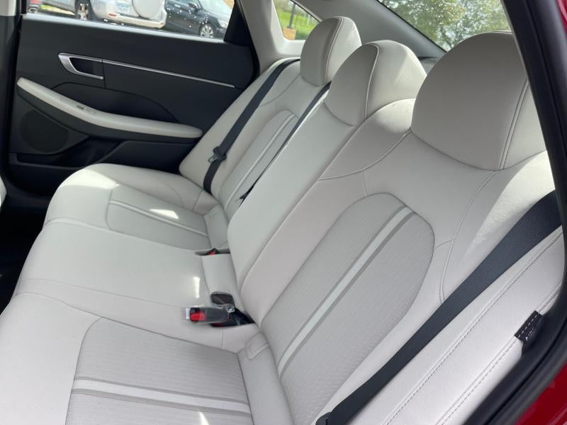 2025 Hyundai SONATA SE