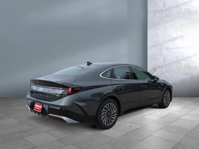 2026 Hyundai SONATA HYBRID SEL