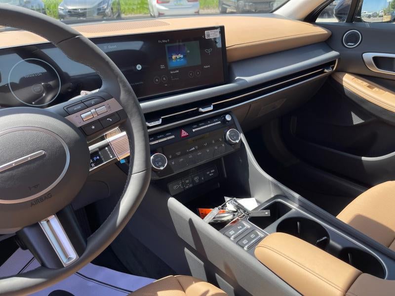 2025 Hyundai SONATA HYBRID Limited