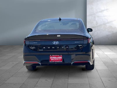 2025 Hyundai SONATA HYBRID Limited