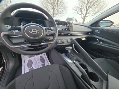 2026 Hyundai ELANTRA SE