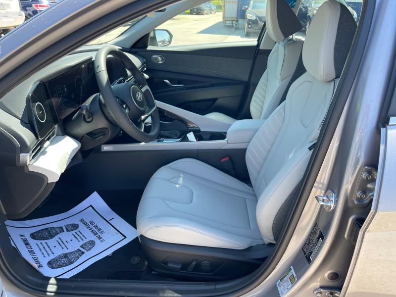 2025 Hyundai ELANTRA HYBRID Limited