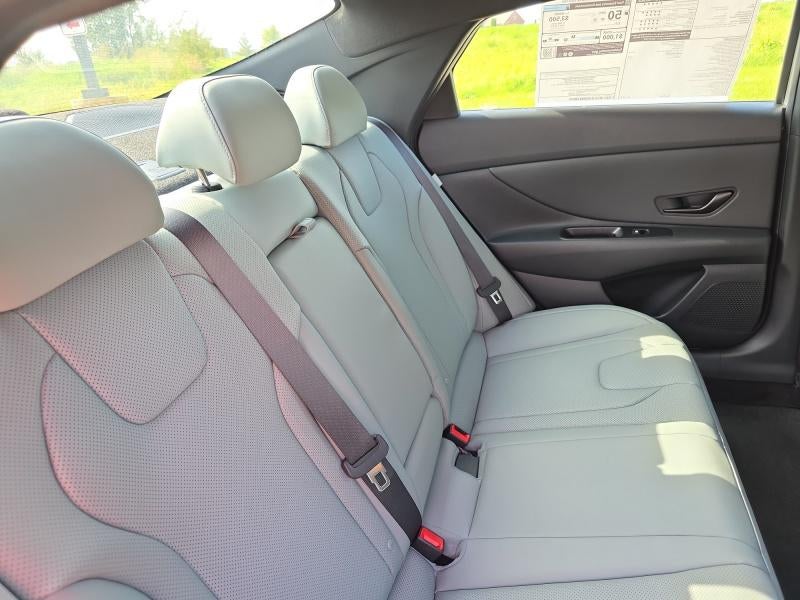 2026 Hyundai ELANTRA HYBRID Limited