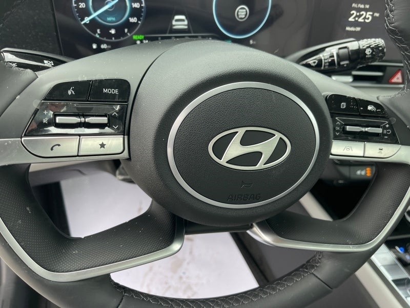 2025 Hyundai ELANTRA HYBRID Limited