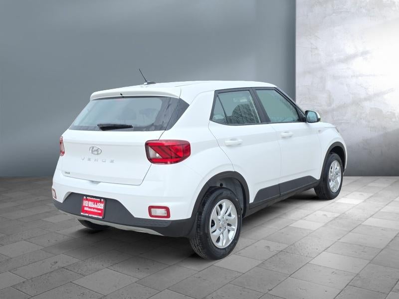 2026 Hyundai VENUE SE