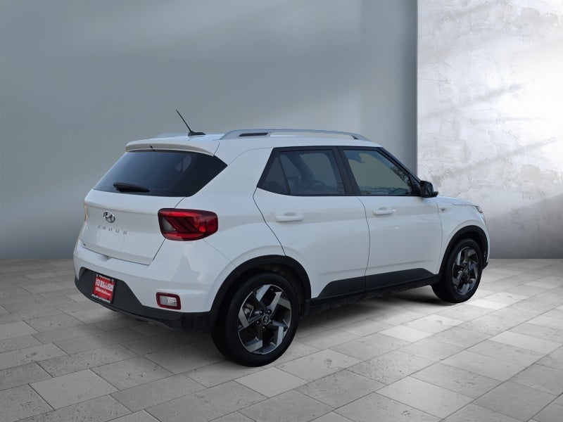 2023 Hyundai VENUE SEL