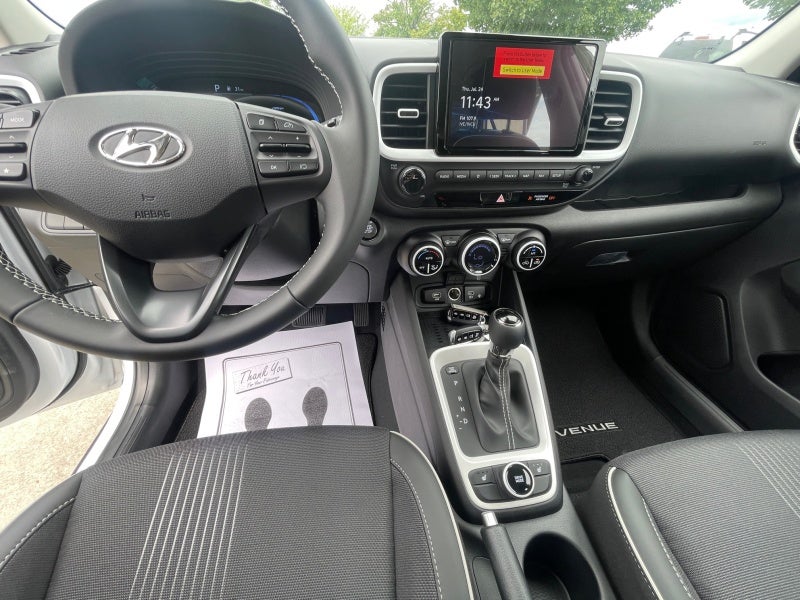 2025 Hyundai VENUE Limited
