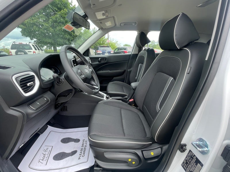 2025 Hyundai VENUE Limited