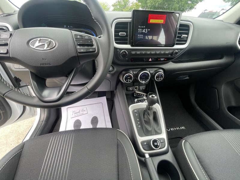 2025 Hyundai VENUE Limited
