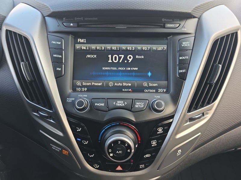 2013 Hyundai VELOSTER W/Black Int