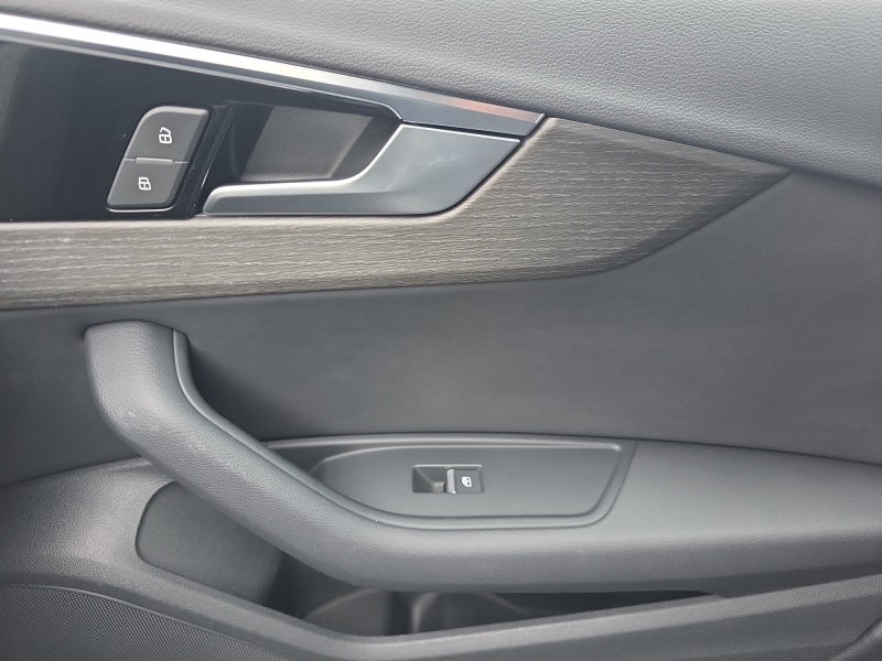 2021 Audi A4 Sedan S line Premium