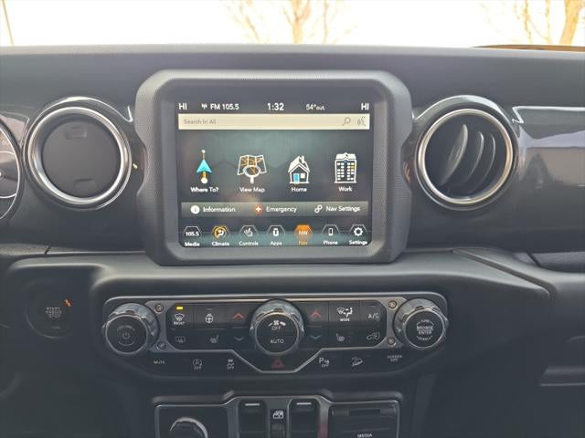 2020 Jeep Wrangler Sahara Altitude