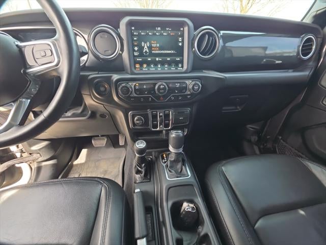 2020 Jeep Wrangler Sahara Altitude