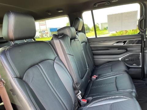 2024 Jeep Wagoneer L Series III