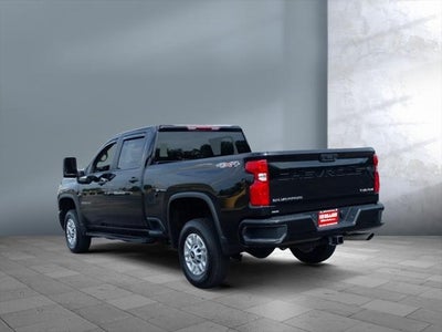 2024 Chevrolet Silverado HD Custom