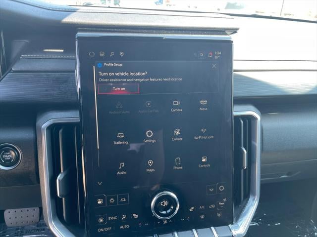 2025 GMC Acadia FWD Elevation