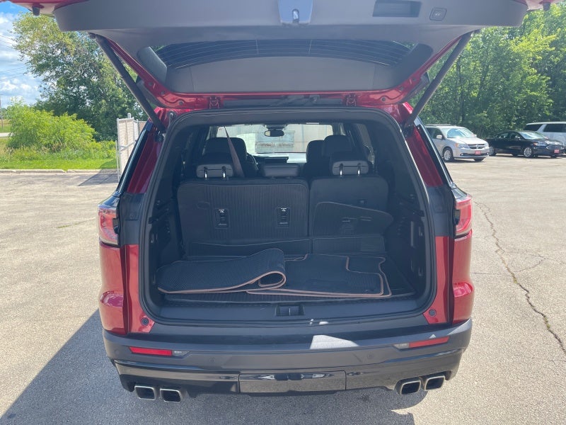 2025 GMC Acadia AWD AT4