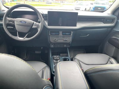 2025 Ford Maverick Lobo Standard
