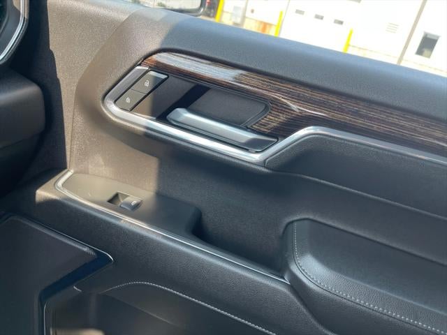 2024 GMC Sierra Elevation