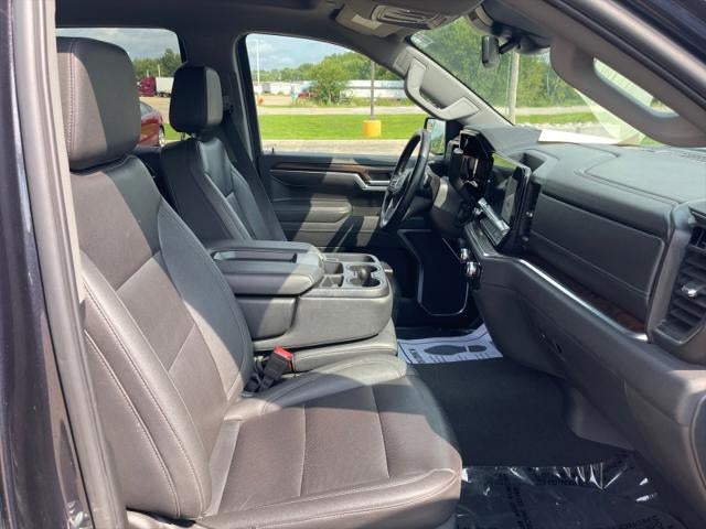 2025 GMC Sierra SLT