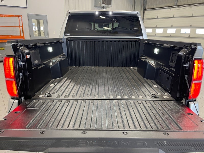 2025 Toyota TACOMA LTD HV Limited Hybrid