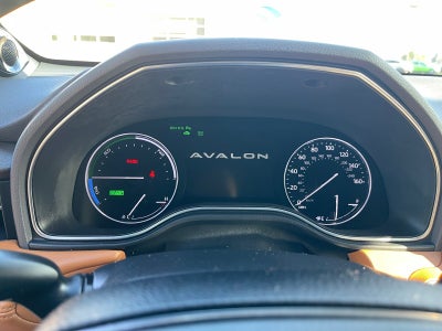 2021 Toyota Avalon Hybrid Limited