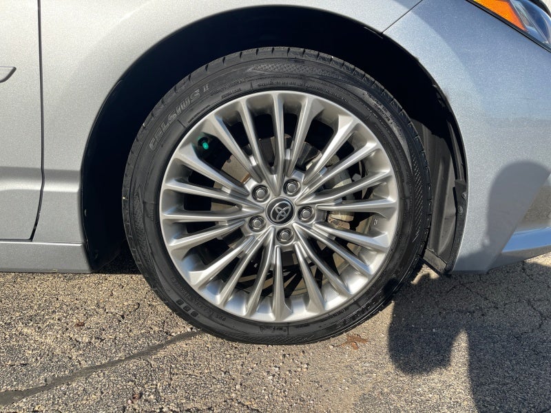 2021 Toyota Avalon Hybrid Limited