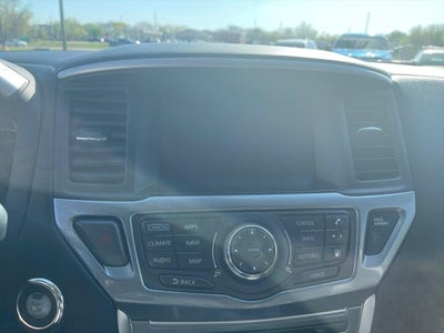 2019 Nissan Pathfinder SL