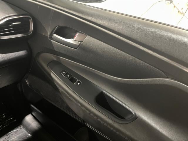 2021 Hyundai SANTA FE SE