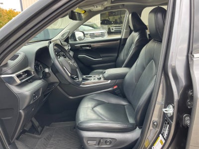 2021 Toyota HIGHLANDER Limited