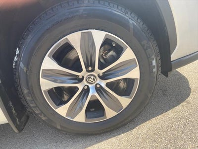 2020 Toyota Highlander Hybrid Hybrid XLE