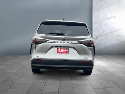 2024 Toyota SIENNA XLE XLE