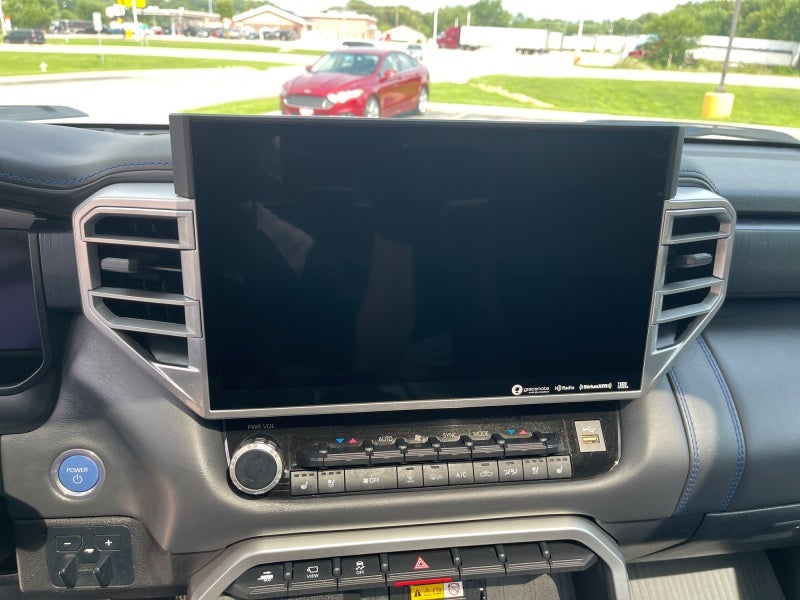 2024 Toyota Tundra i-FORCE MAX Platinum Hybrid