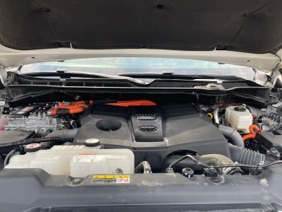 2024 Toyota Tundra i-FORCE MAX Platinum Hybrid