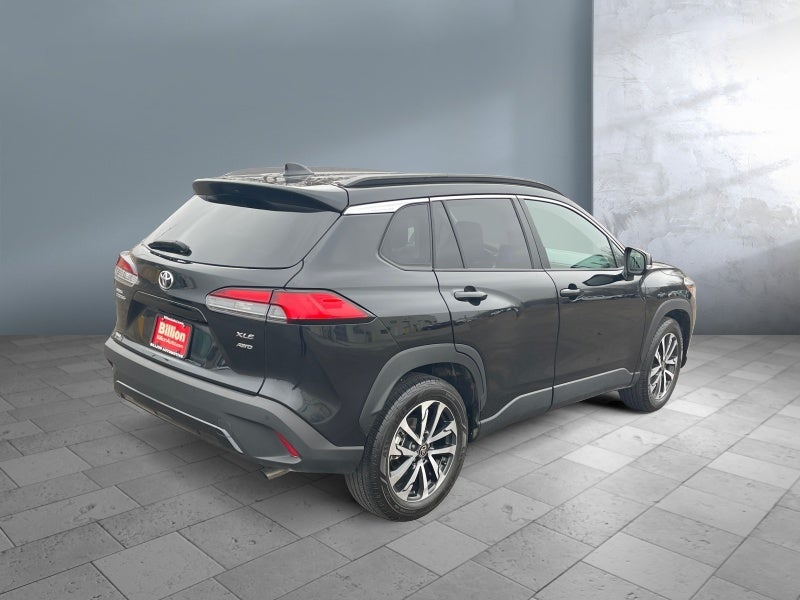 2024 Toyota Corolla Cross XLE