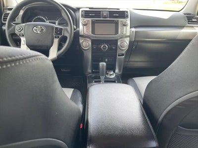 2017 Toyota 4RUNNER SR5 Premium