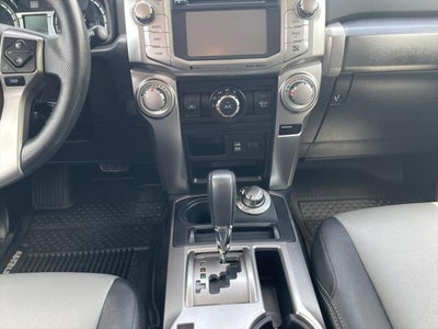 2017 Toyota 4RUNNER SR5 Premium