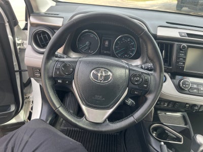 2017 Toyota RAV4 Hybrid Limited