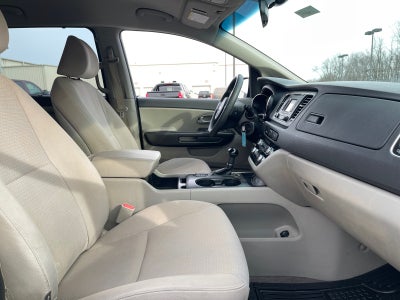 2016 Kia Sedona LX