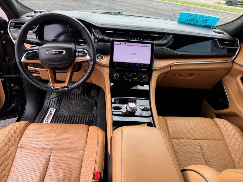 2022 Jeep Grand Cherokee Summit Reserve